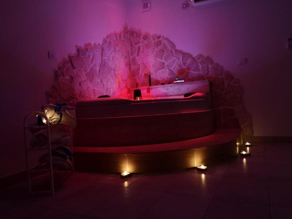 Villa Mina Con Vasca Idromassaggio Ταράντο Εξωτερικό φωτογραφία